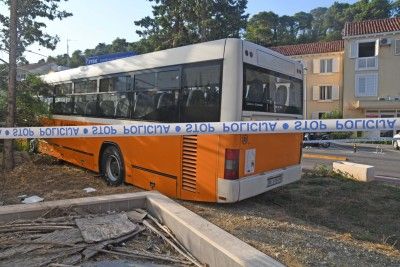 UKRADENI BUS - SREBRENO, 05.09.2019.BY ZT - (16).JPG